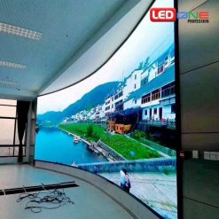 Màn Hình LED P2.5 Trong Nhà: Hiển Thị Sắc Nét, Báo Giá Tốt Nhất 2026 - LEDONE