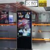 Màn hình quảng cáo LCD chân đứng 49 inch wifi SAMSUNG / LG - LEDONE