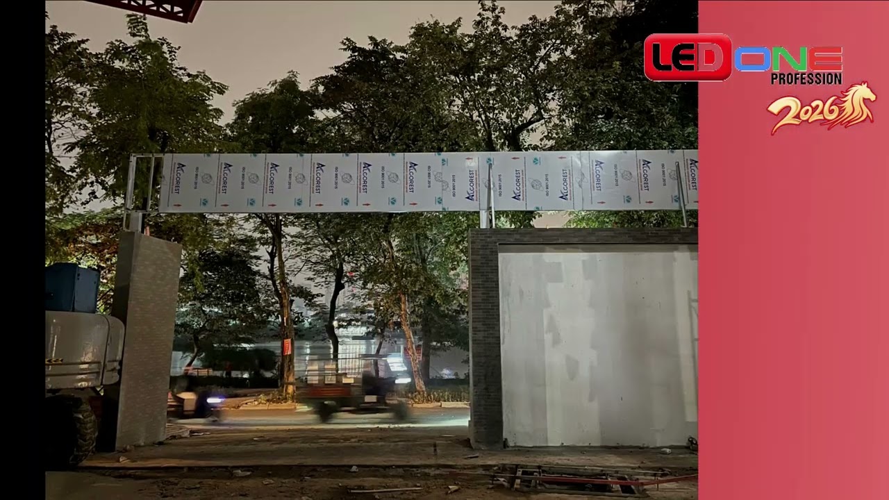 Lắp đặt màn hình LED ngoài trời P3 tại Trường Tiểu Học Giảng Võ - Dự án thi công bởi LEDONE Miền Nam