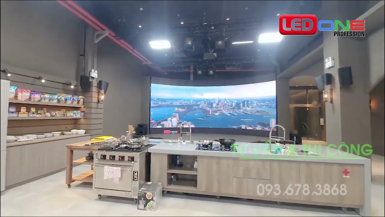 Thi công Cabin LED Nhôm đúc P2.6 Cong cho Dan On Foundation – Tập đoàn Dan On Foods | LEDONE Miền Nam