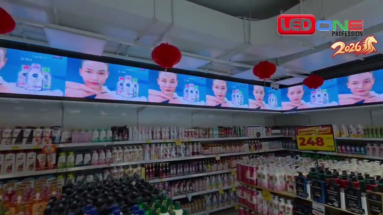 Thi Công Màn Hình LED P2.5 Trong Siêu Thị Topmarket Mễ Trì - Giải Pháp Chạy Chữ Quảng Cáo Hiệu Quả Từ LEDONE Miền Nam
