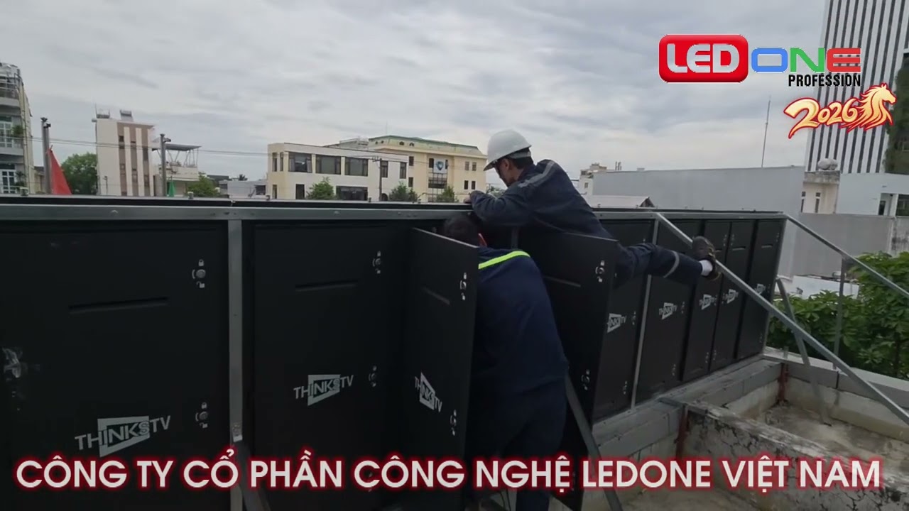Thi công màn hình LED P3.076 ngoài trời tại Khu Công Nghiệp Dung Quất - Bảng chữ chạy chữ | LEDONE Miền Nam